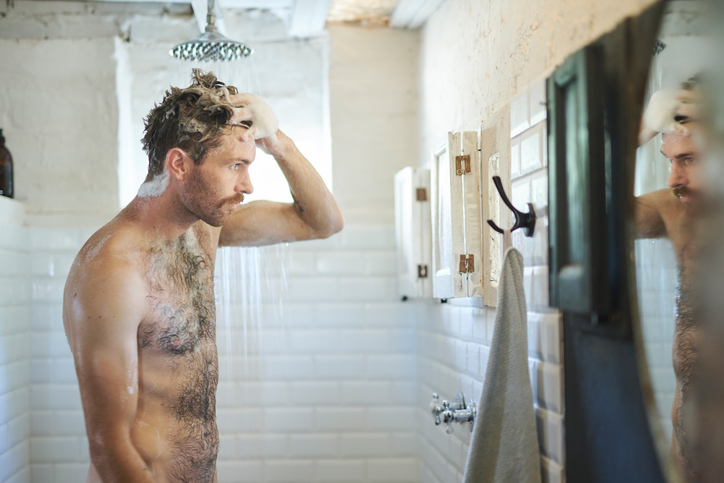Gepflegt von Kopf bis Fuß, dein Hygiene Guide für echte Kerle im Norden